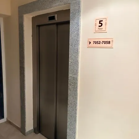 Apartment Stylish Park View In Argisht Partez Golden Sands Warna