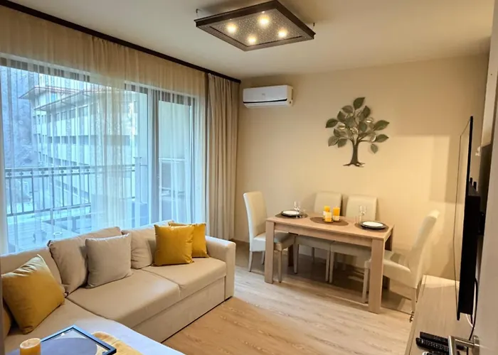 Апартамент Stylish Park View In Argisht Partez Golden Sands *