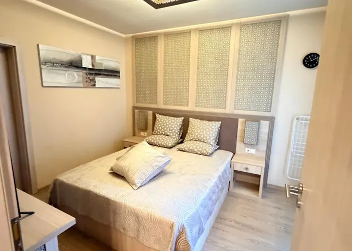 Stylish Park View In Argisht Partez Golden Sands Апартамент